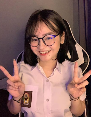 <span class="title-1-review">TOKYO</span> <span class="title-2-review">LAGI</span>